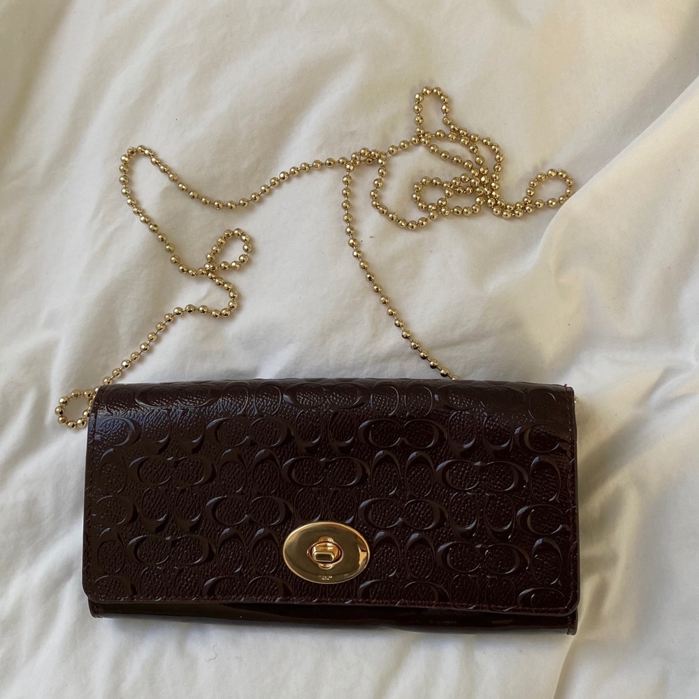 Classic Coach Logo Shoulder Purse